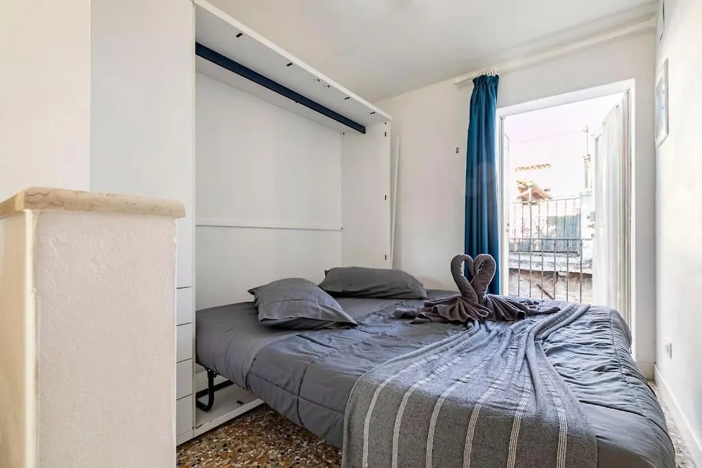 Ihomes Rialto-Corte Del Calice-Attico Vista Centro Венеция 0*,